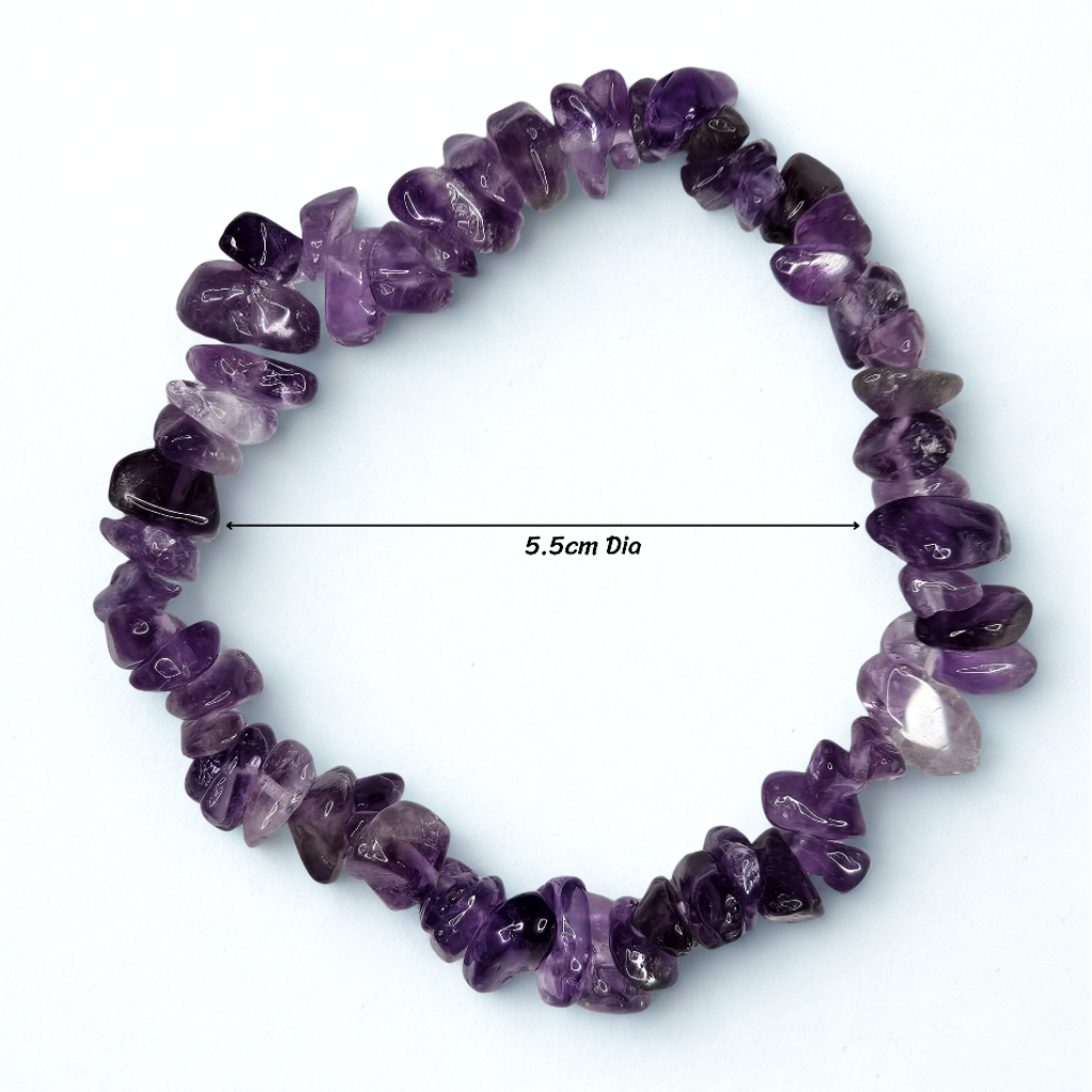 Purple beaded bracelet with a measurement label on a white background