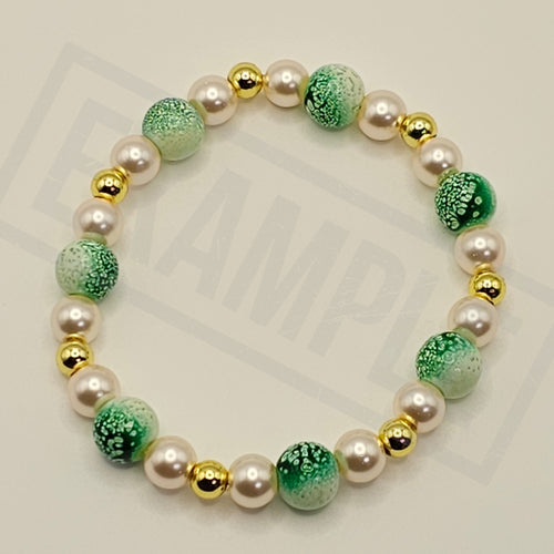 Mottled Green Premium Painted Transparent Glass Bead Stetch Bracelet