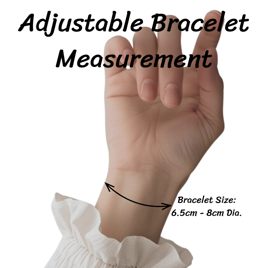 Hand with a bracelet on wrist, showing adjustable measurement range.